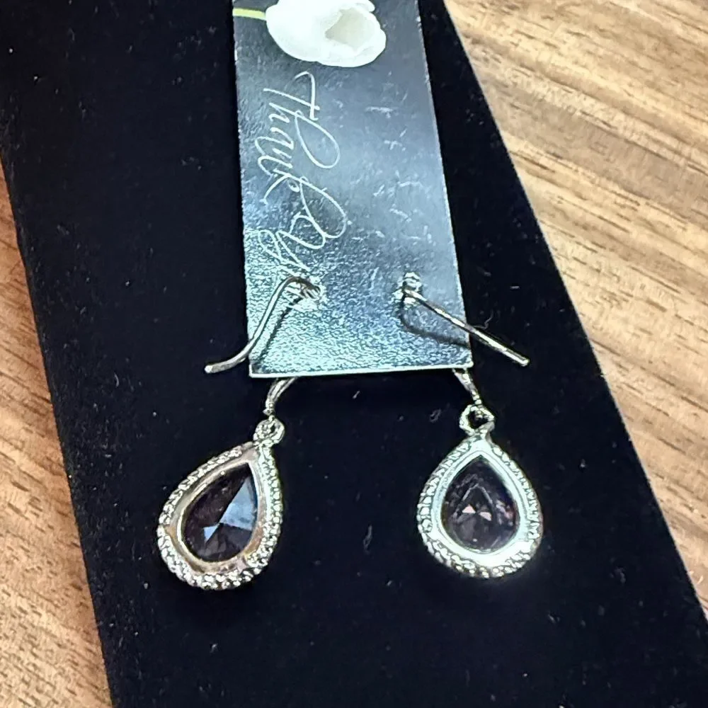 MLE Jewelry add touch